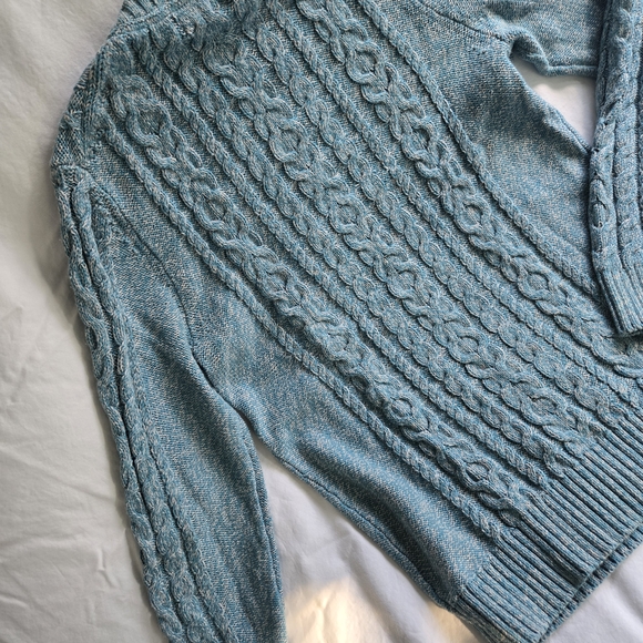 Blue Cable Knit Sweater - Picture 4 of 6